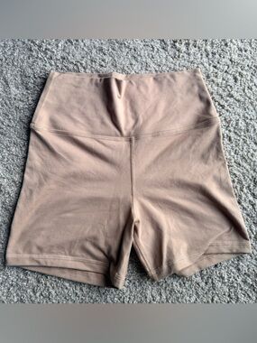 Fleo Tan Shorts